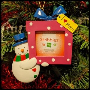 "I ❤️ Mom" Ornament